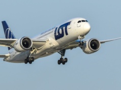 Wi-Fi na pokładzie Boeing 787 Dreamliner. LOT podał cenę