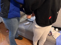 Kryminalni z Pragi Północ zatrzymali dwoje 24-latków do oszustwa na seniorce. Sąd tymczasowo ich aresztował