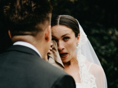 Prawie jedna trzecia mężczyzn z pokolenia „Z” uważa, że żona powinna być posłuszna mężowi