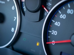 Jazda na rezerwie to proszenie się o kłopoty. Rachunek idzie w tysiące