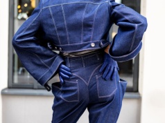 Wiosna 2026 należy do jeansów hip-huggers. Bosko modelują biodra