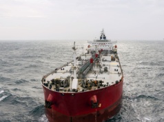 Donald Trump zachęca statki do pływania przez Ormuz.  Przeznaczył na to 20 mld dol.