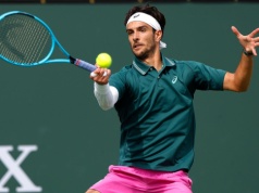 Faworyci z kłopotami na otwarcie. Bolesny powrót gwiazdora