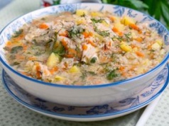 Do krupniku używam nietypowej kaszy. Jest smaczniejszy i o wiele zdrowszy