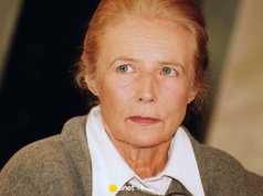 Chorując, wciąż piła. Agnieszka Osiecka "mieszała szampana z wodą"