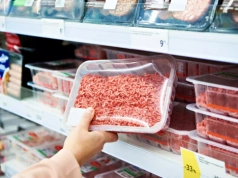 Wiemy ile Polacy wydają na mięso i wędliny. Czy producenci mogą być spokojni?