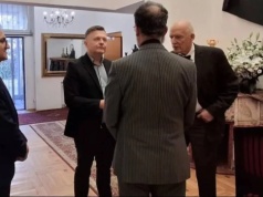 Braun i Korwin-Mikke oddali hołd krwawemu ajatollahowi. Był też i oskarżony o szpiegostwo Piskorski