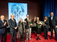 Nagroda im. Andrzeja Wajdy dla Andrzeja Poczobuta