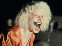 Panna młoda! – recenzja filmu. Okropna historia miłosna