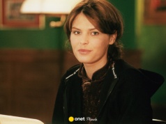 Renata Gabryjelska jest żoną jednego z najbogatszych Polaków. Ślub wzięli pod parasolem