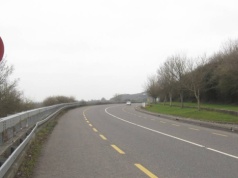 Zgwałcił ją. Potem zagroził, że zabije, a ciało wyrzuci do rowu przy drodze