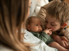 Czy samotna matka to kiepski materiał na partnerkę? "Dziecko skradło serce, ona wróciła do byłego"