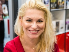 Słyszała, że "ma za małą wyobraźnię". Dziś mówi się, że to królowa polskiego kryminału