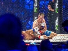 Patostreamerzy pod lupą KRRiT. Słona kara za transmisje Prime MMA