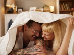 To najlepsza pora na miłosne igraszki. Naukowcy podali konkretną godzinę