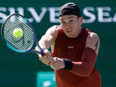 Weteran postraszył obrońcę tytułu. Porażki gwiazdorów z Moskwy