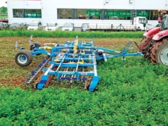 Wał tnący od Farmet. Jaka szerokość robocza maszyny?