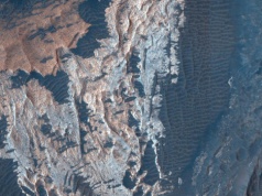 Nowe źródło wiedzy o Marsie. Znaleziony tam minerał zdradza przeszłość Czerwonej Planety