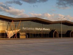 Sukces zimowego czarteru z Szyman. Egipt przyciągnął tłumy. Port lotniczy Olsztyn-Mazury liczy na mocne lato 2026