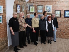 „Ósemka” spotyka się od ośmiu lat. Grupa artystów z Polski, Czech i Słowacji pokazała swoje obrazy w Domu Narodowym