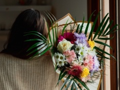 Polki o znaczeniu Dnia Kobiet: "Masz tu kwiatka i otrzyj nim sobie łzy"