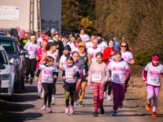 Pierwszy Bieg Kobiet w Zawadzie Książęcej. Aktywność, integracja i dobra energia