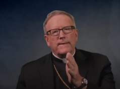 Bp Baron: nie jesteśmy jak psy. Człowiek potrzebuje czegoś więcej, niż zwierzęta