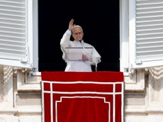 Papież: Niech zakończy się huk bomb, niech zamilknie broń