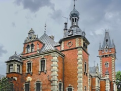 Rezydencja Ballestremów na Śląsku. Pałac z przemysłową przeszłością