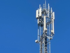 Przetrwają najsilniejsi. KE chce fuzji operatorów. Czy czekają nas podwyżki abonamentu?