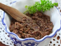 Blenduję i nakładam na pieczywo, bo świetnie wspiera serce. Alternatywa dla wędliny i żółtego sera