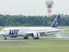 LOT odwołuje połączenia. Linia wydała komunikat