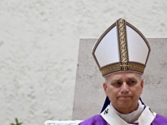 Papież ostrzega przed rozszerzeniem się konfliktu. "Głęboka konsternacja"