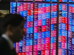 Mocne spadki na giełdach w Azji. Ropa coraz bliżej progu 120 USD/b