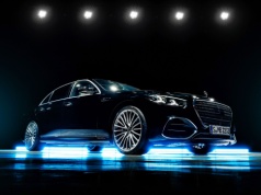 Luksus, który uczy się drogi z chmury. Nowy Mercedes Klasy S zadebiutował w Polsce