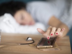 Czy drzemka w ciągu dnia jest zdrowa? Przestrzegaj tych kilku zasad, aby spanie w ciągu dnia przyniosło same korzyści