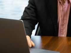 Asseco Business Solutions zaprosiło do sprzedaży do 400 tys. akcji własnych za maks. 32 mln zł