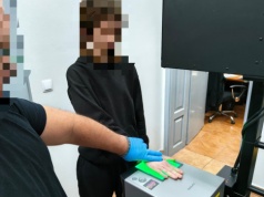 Niebezpieczny „challenge” zakończył się zarzutami. 23-latek pozostawiony nocą w lesie