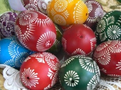 Będą wybierać najpiękniejsze pisanki powiatu dębickiego. Trwają zapisy na konkurs