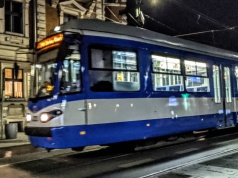 Policja i MPK sprawdzały nocne tramwaje. 88 osób jechało bez biletu
