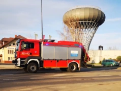 Pożar budynku w Ciechanowie. "Zagrożenie wybuchem"