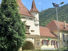 Tanie loty do krainy Drakuli. Nowe połączenia do Bramy Transylwanii