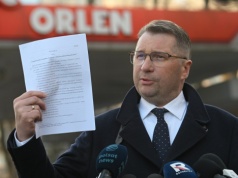 Ekonomiści oceniają pomysł Czarnka dot. VAT. “Nie należy się spieszyć”