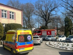 Rozpylił gaz pieprzowy w szkole (ZDJĘCIA)