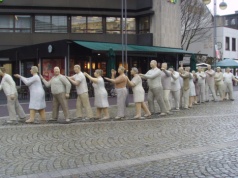 Odrzuciła spadek zbyt wcześnie. Teraz odpowiada za długi, których nigdy nie chciała