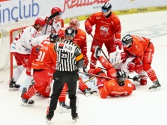 Skromne zwycięstwo na początek. “Stalownicy” z pierwszym punktem w play-off | ZDJĘCIA