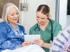 Zarobki w opiece w Niemczech rosną. Oto ile naprawdę zarabiają pielęgniarki i opiekunki