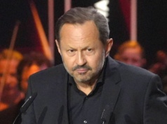 Nietypowe rozpoczęcie Orłów. Prowadzący nagle wspomniał o prezydencie