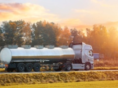 MI: dzień pracy kierowców cystern został wydłużony do 11 godzin