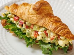 Na śniadanie robię tę szybką pastę. Syci na długie godziny, ale ma jeszcze większą zaletę